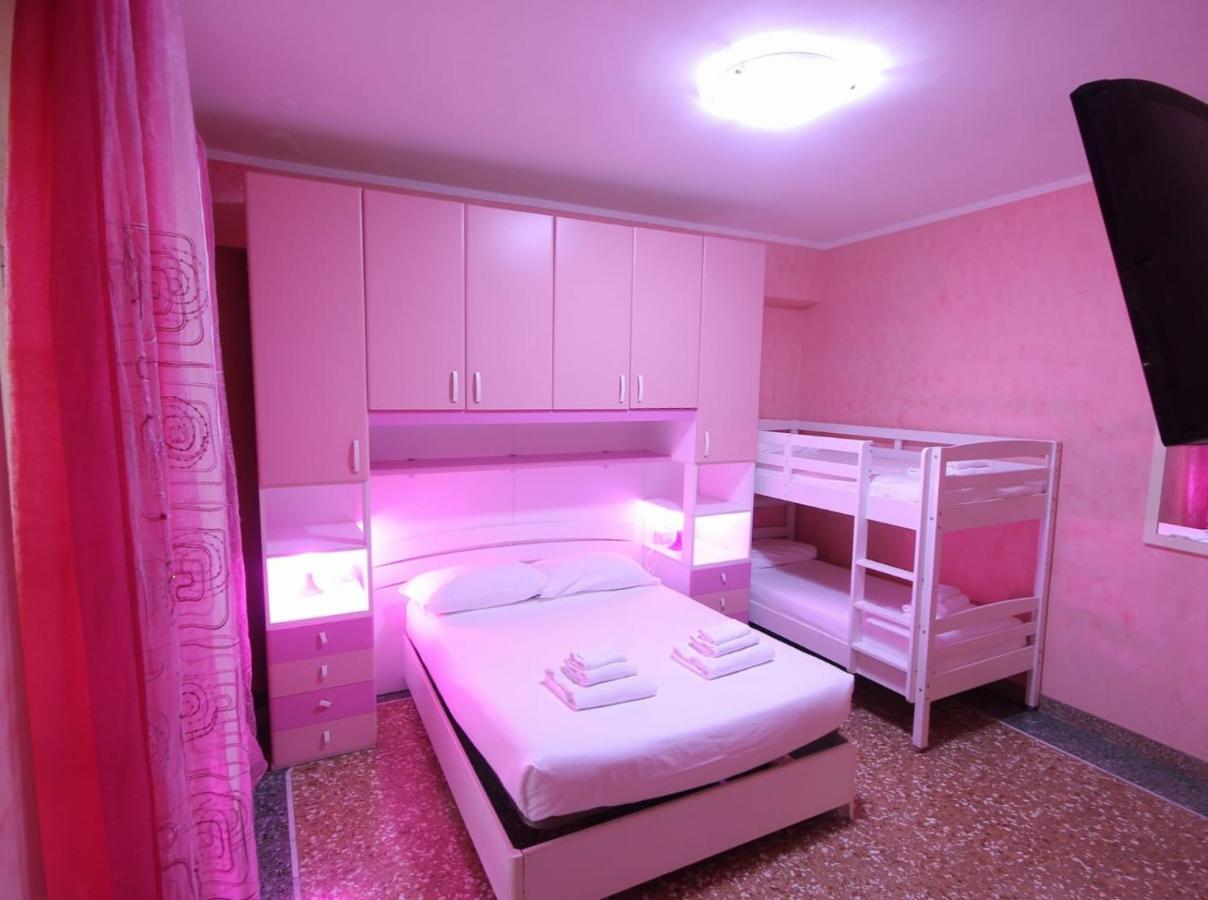 ローマ Marco Aurelio Bed & Breakfast エクステリア 写真
