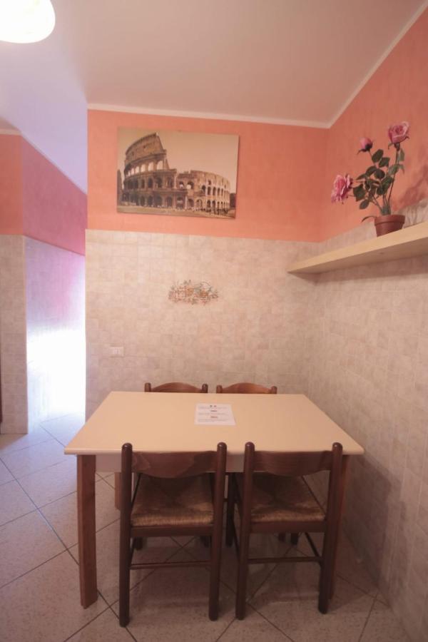 ローマ Marco Aurelio Bed & Breakfast エクステリア 写真
