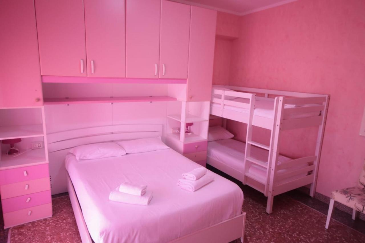 ローマ Marco Aurelio Bed & Breakfast エクステリア 写真