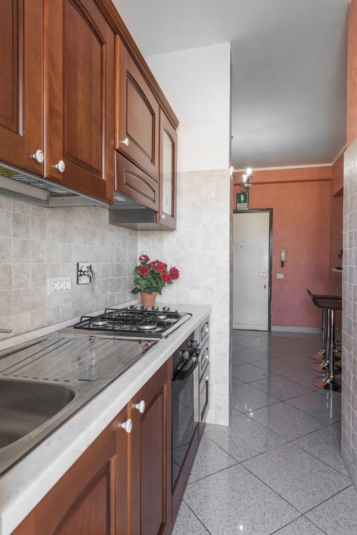 ローマ Marco Aurelio Bed & Breakfast エクステリア 写真